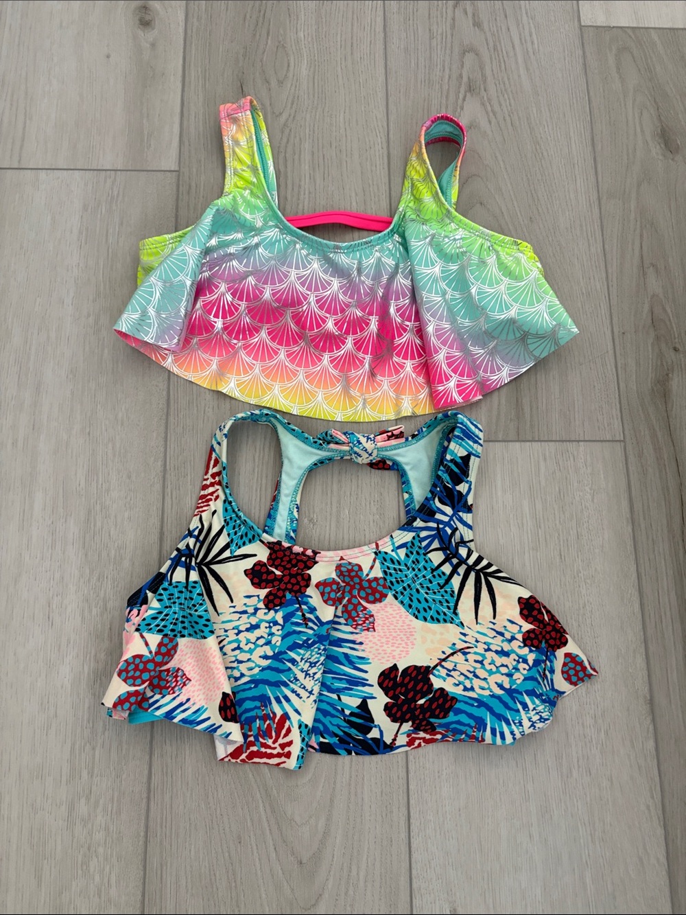 Colorful Girls' Ruffle Swim Tops - Multicolor